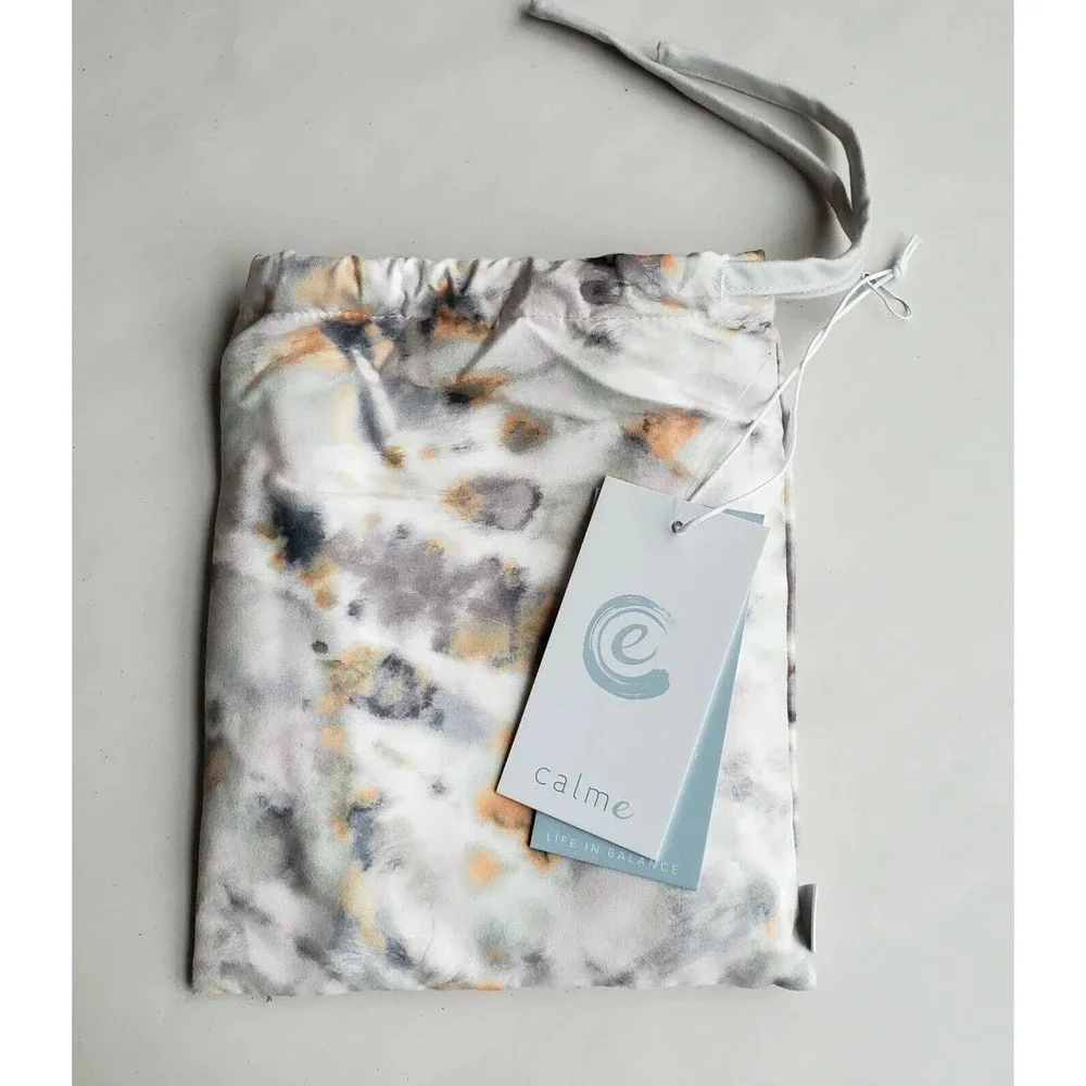 Calme By Johnny Was Natural Tie Dye Print 39x20 SMALL Gym Towel NEW